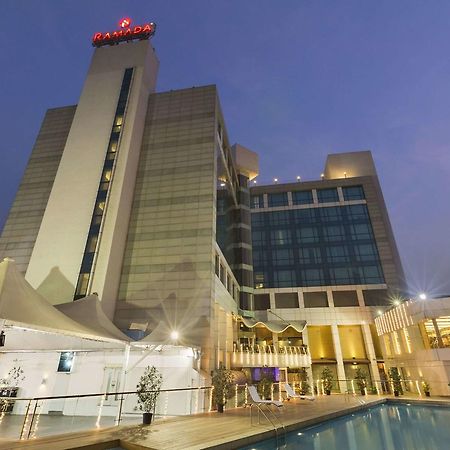 מלון Ramada By Wyndham נאווי מומבאי מראה חיצוני תמונה