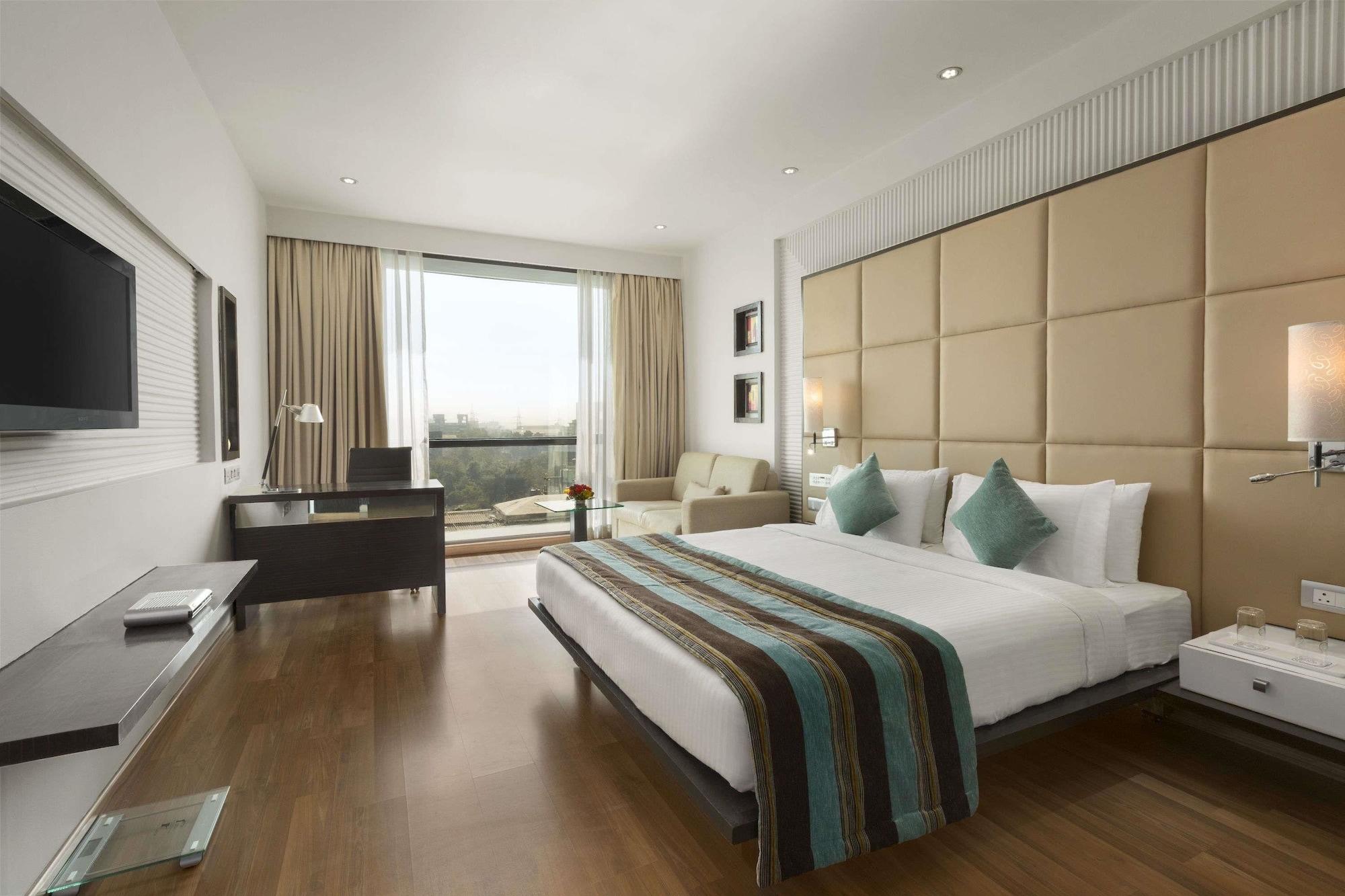 מלון Ramada By Wyndham נאווי מומבאי מראה חיצוני תמונה