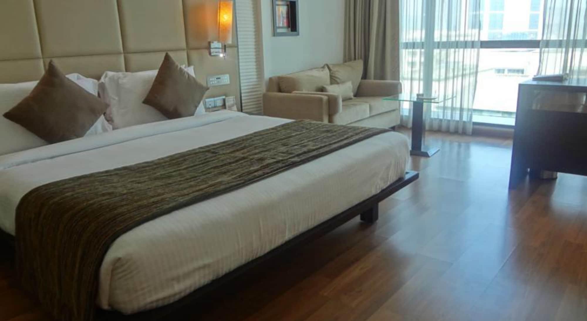מלון Ramada By Wyndham נאווי מומבאי מראה חיצוני תמונה