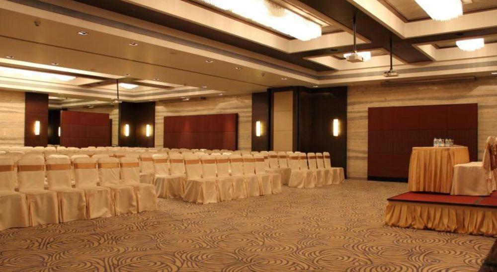 מלון Ramada By Wyndham נאווי מומבאי מראה חיצוני תמונה