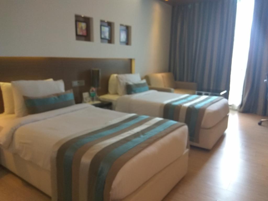מלון Ramada By Wyndham נאווי מומבאי מראה חיצוני תמונה