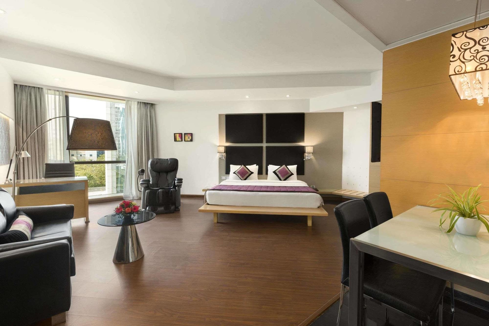 מלון Ramada By Wyndham נאווי מומבאי מראה חיצוני תמונה